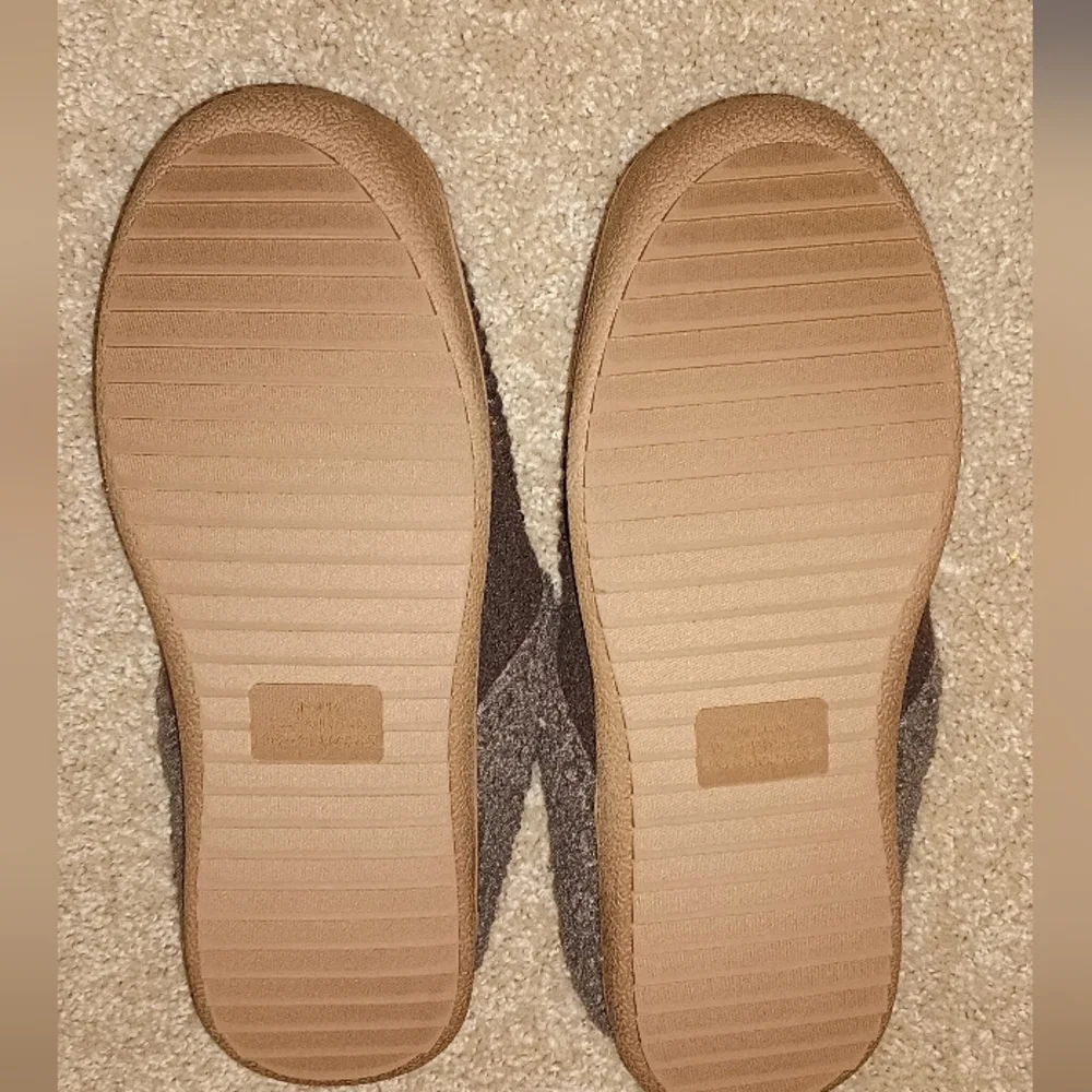 Men's Falls Creek Brown Memory Foam‎ Slippers M 9-10